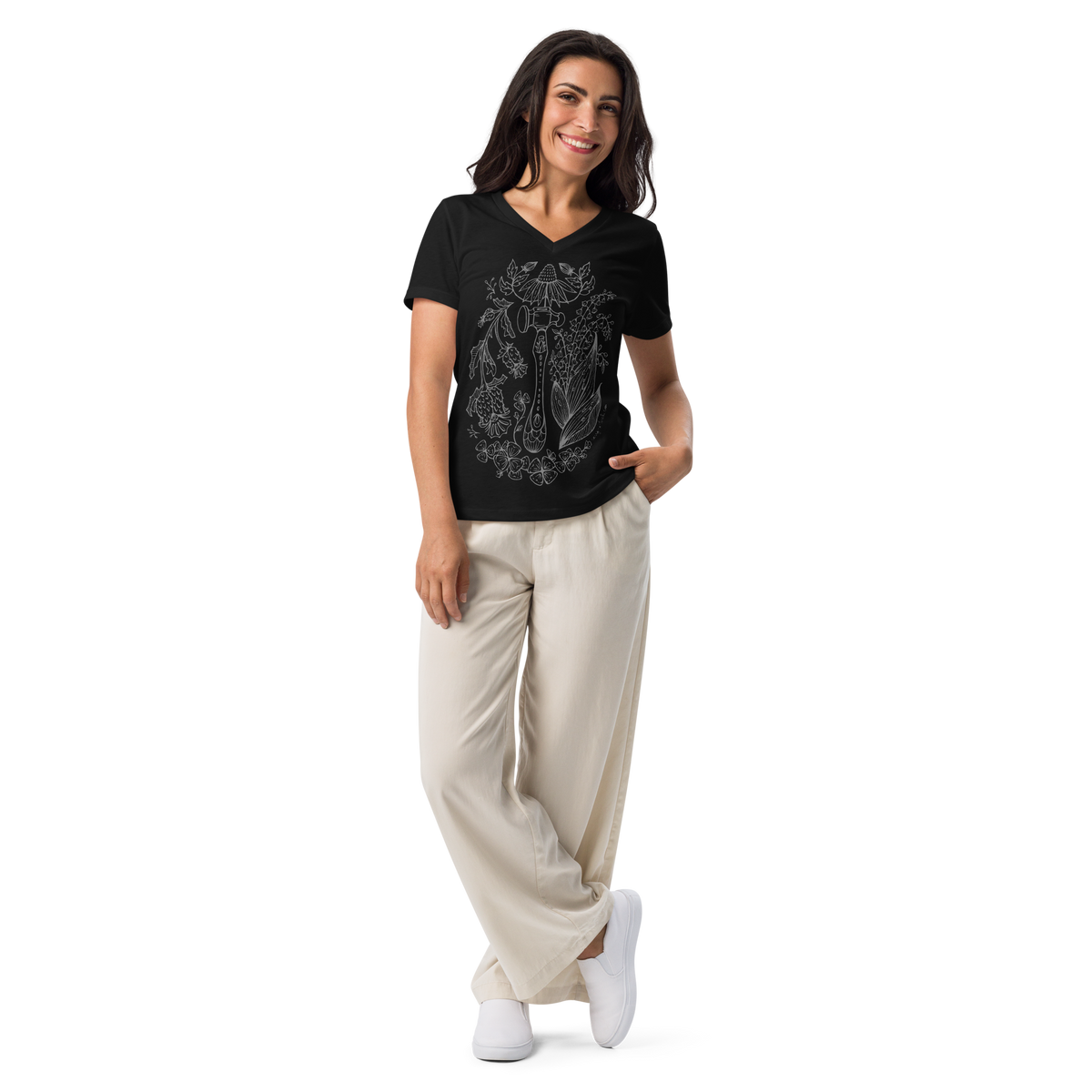 HAMMER // WOMEN’S RELAXED V-NECK T-SHIRT