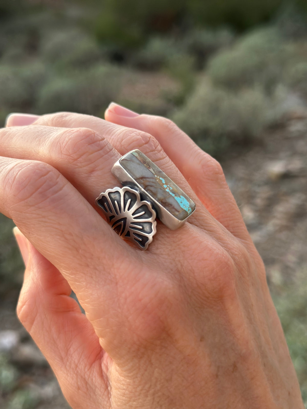 Blomma Ring // Royston Ribbon // Size 8.25